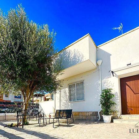 Luem Apartments Лечче Экстерьер фото