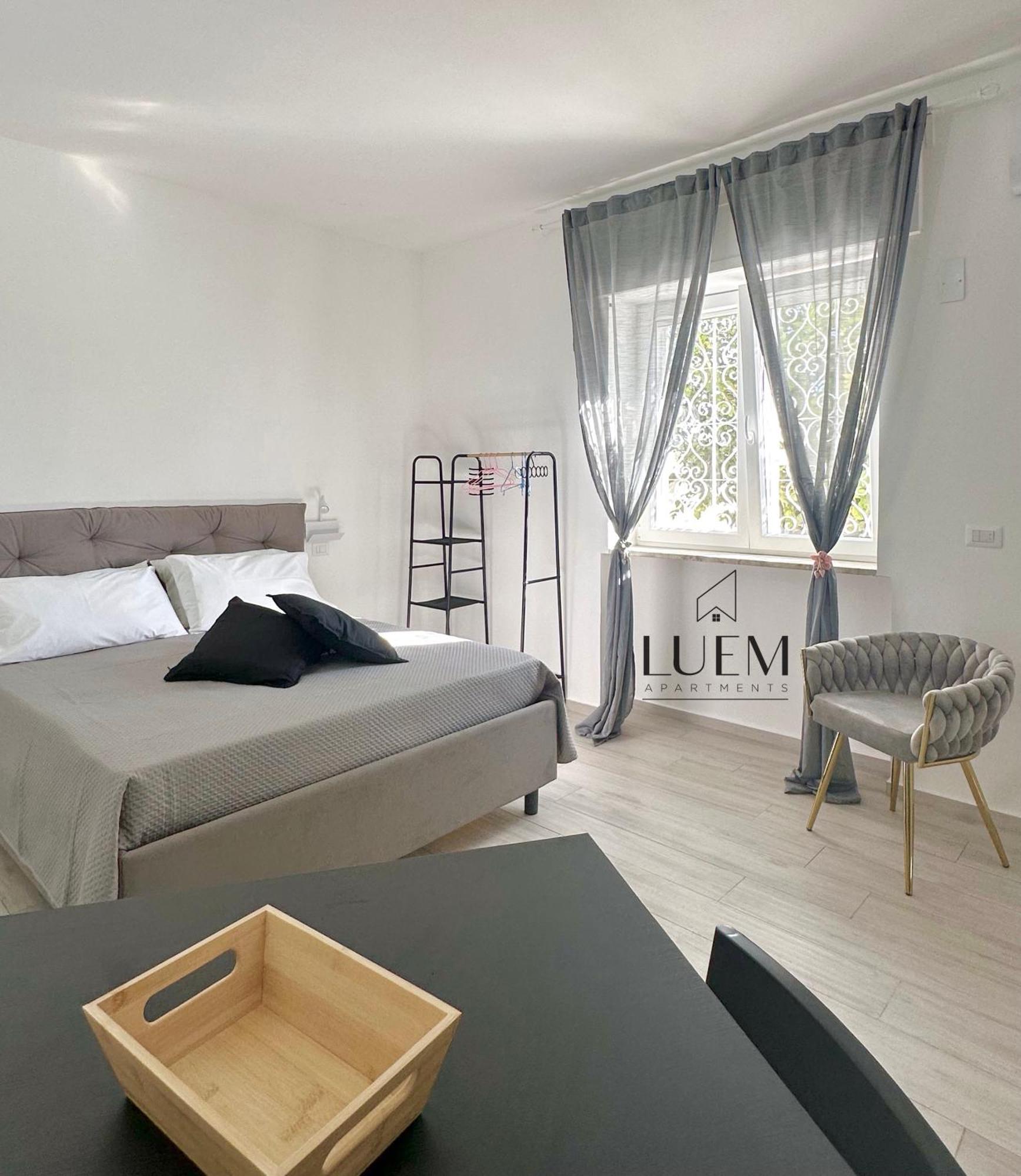 Luem Apartments Лечче Экстерьер фото