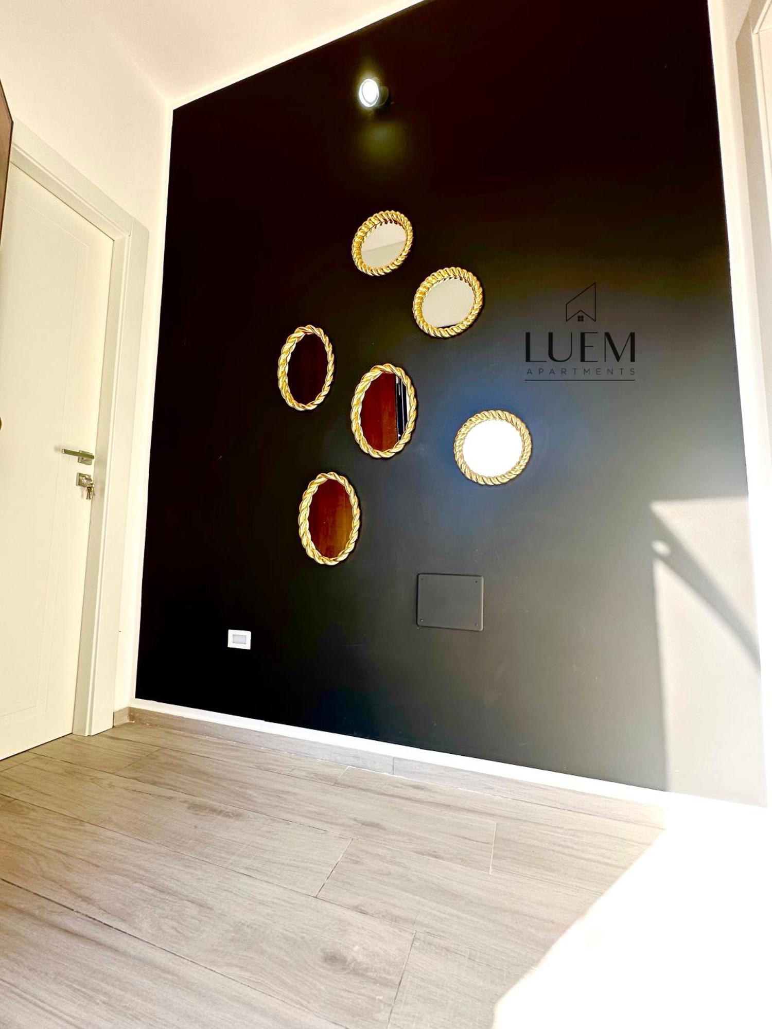 Luem Apartments Лечче Экстерьер фото